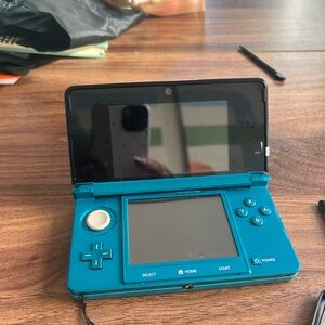 Nintendo 3DS Teal Handheld Console